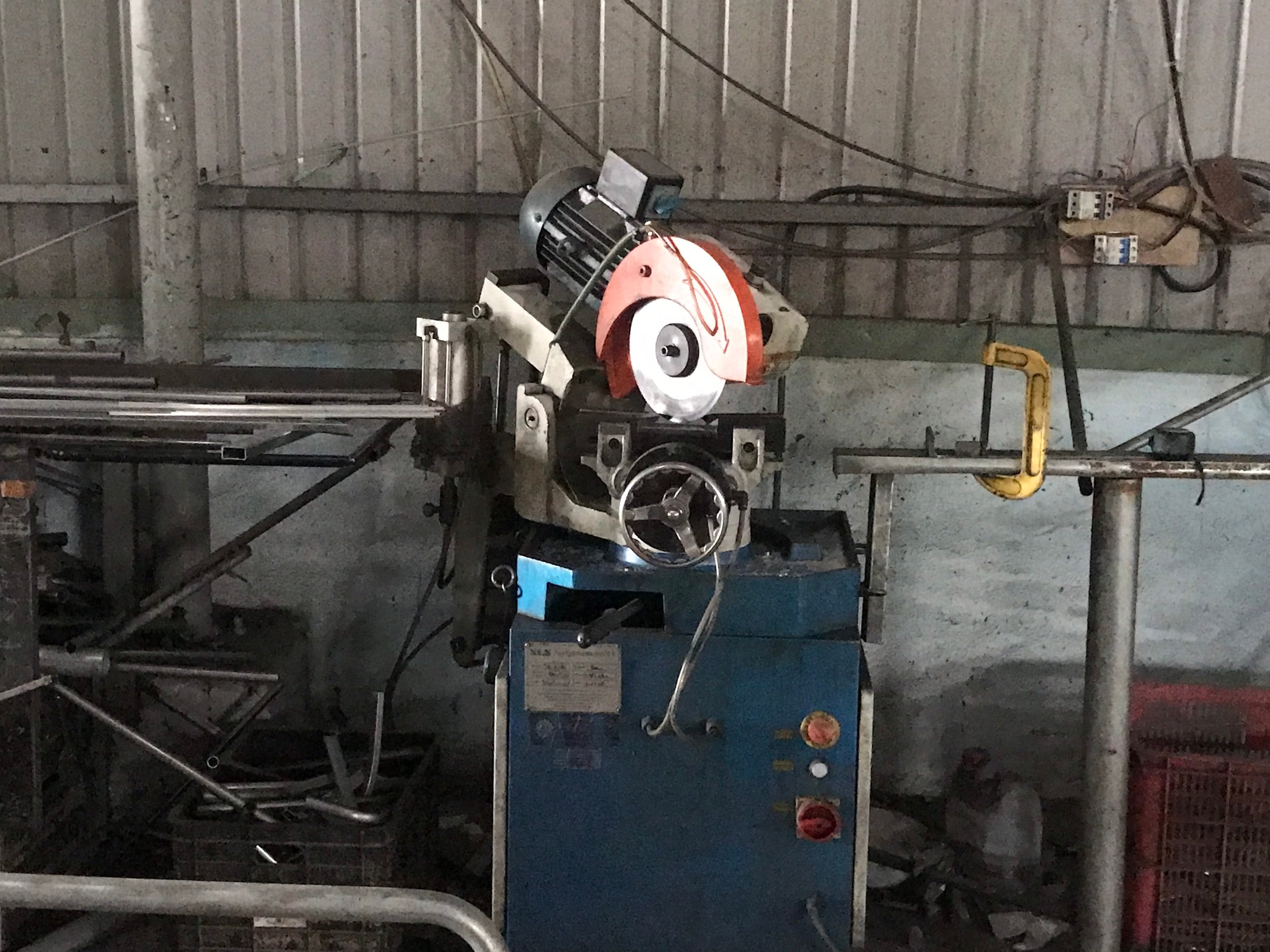 steel cutting machine (2).jpg
